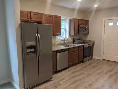 Main picture of 212 Wareham St