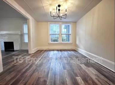 Main picture of 2561 Rosselle St