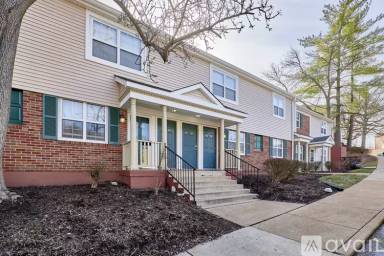 Main picture of 9091 W Swan Cir
