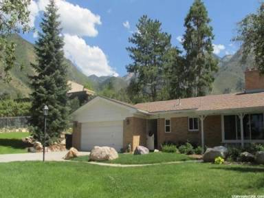 Main picture of 3760 E Evelyn Dr