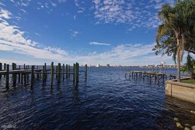 Main picture of 1616 River Rd