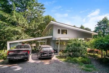 Main picture of 9342 NW Skyline Blvd