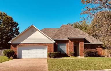 Main picture of 101 Bankside Dr