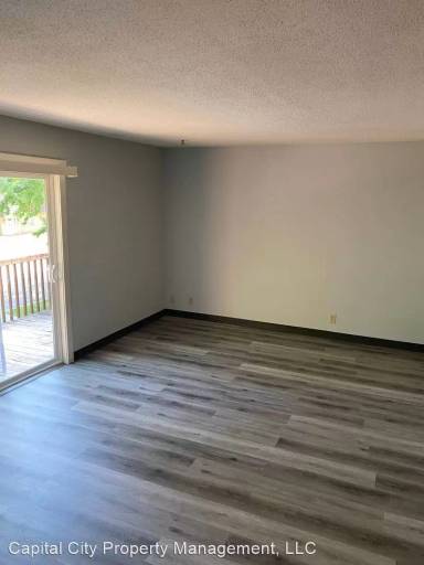 Main picture of 2119 Saratoga Dr