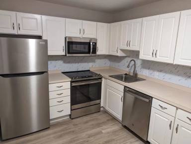 Main picture of 5003 Cleveland Rd E