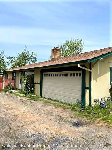 Main picture of 5444 Midway Dr