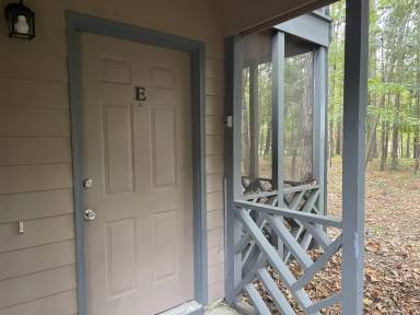 Main picture of 7911-40 Parklane Ct