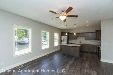 Main picture of 4603 Hutchison St