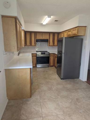 Main picture of 1578 Sharlo Ave