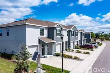 Main picture of 6928 Breezy Palm Dr