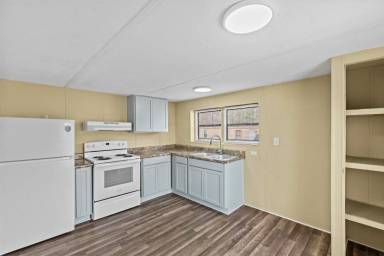 Main picture of 3765 Burgaw Hwy