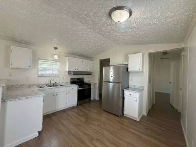 Main picture of 1236 N Oaklane Rd