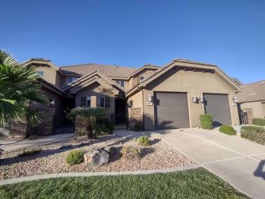 Main picture of 4205 E Torrey Pines Dr