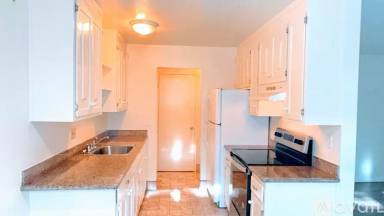 Main picture of 649 Villa St