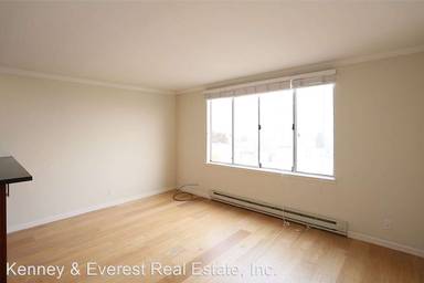 Main picture of 39 Fair Oaks St
