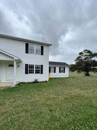 Main picture of 1068 Shape Charge Rd
