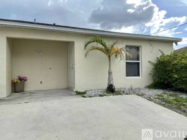 Main picture of 5107 26th St SW