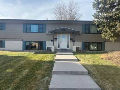 Main picture of 2725 Pacific Blvd