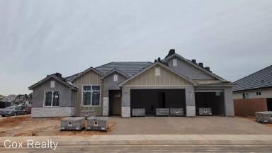 Main picture of 419 S Beck Dr