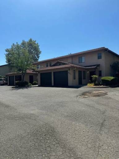 Main picture of 821 Mission Sierra Ct