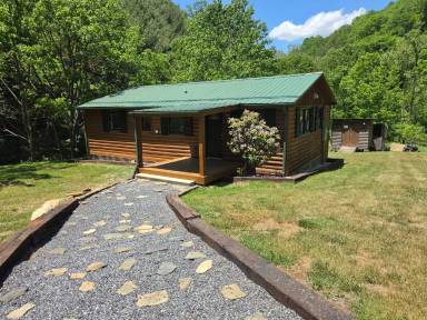 Main picture of 112 Robert Roten Rd