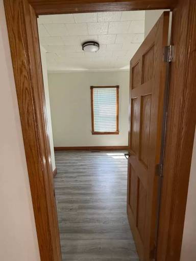 Main picture of 110 3rd St S