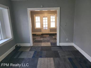 Main picture of 333 Rosewood Ter