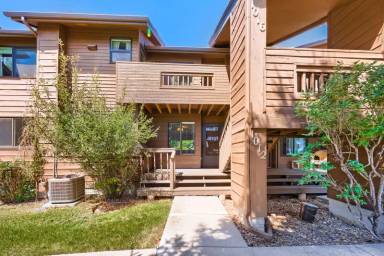 Main picture of 1012 Moorings Dr