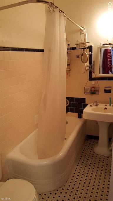 Main picture of 2 Ware St