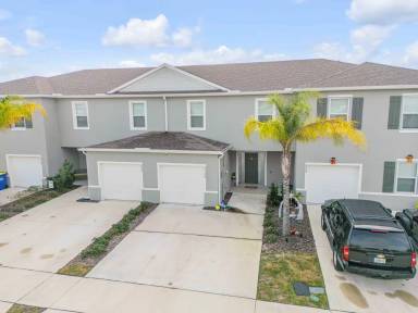 Main picture of 2724 Silver Canoe Dr