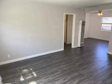 Main picture of 2421 - 2477 Silver Lake Blvd