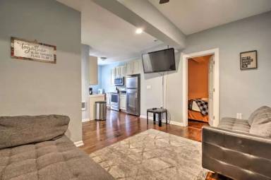 Main picture of 5864 Sawyer Rd