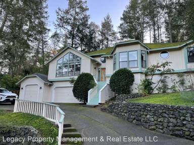 Main picture of 300 Gemma Cir
