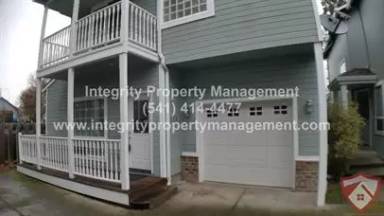 Main picture of 607 Shadow Way