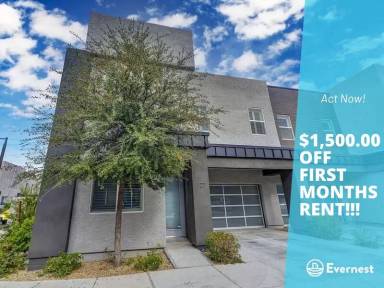 Main picture of 2315 E Pinchot Ave