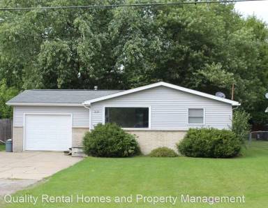Main picture of 1114 W Stanley Rd
