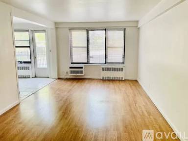 Main picture of 47 Davis Ave