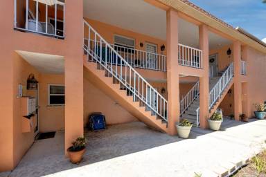 Main picture of 3514 Gulf Blvd
