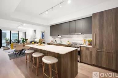 Main picture of 555 Golden Gate Ave