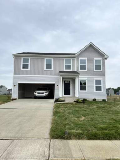 Main picture of 38 Hemingway Ave