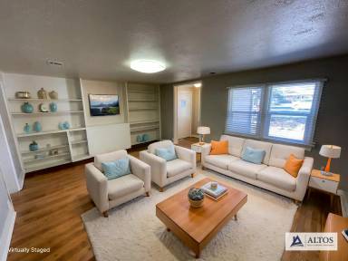 Main picture of 1020 Balsam St
