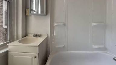 Main picture of 5156 Wakefield St