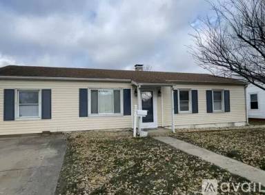 Main picture of 14 Bristol Ave