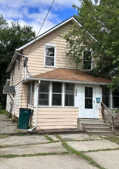 Main picture of 922 Dakin St