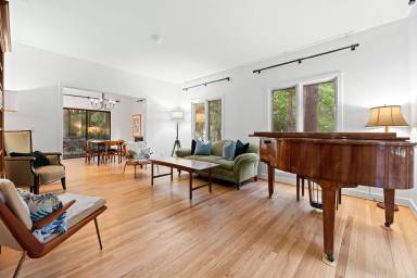 Main picture of 129 Ironwoods Dr