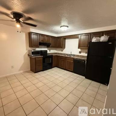 Main picture of 1025 Central St