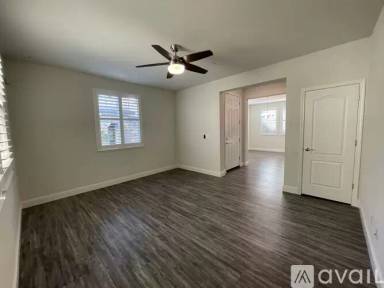 Main picture of 239 Rochdale St
