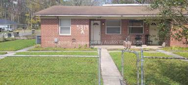 Main picture of 5319 Plymouth St