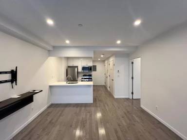 Main picture of 1128 31st Dr