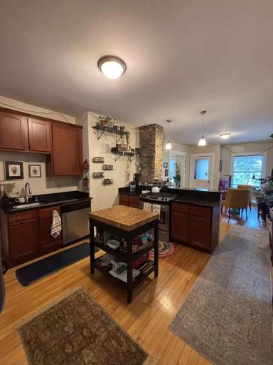 Main picture of 2939 N Pierce St